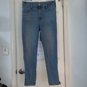Levi’s Premium Mile High Super Skinny Jean